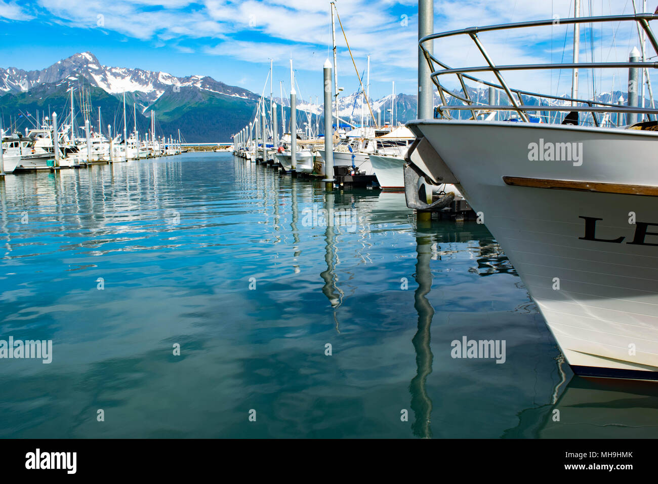 Bateaux dans le port de Seward, Alaska Banque D'Images