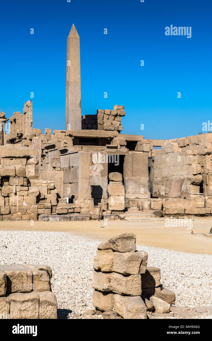 Complexe du temple de Karnak, Louxor, Egypte (Thèbes antique et sa nécropole), un vaste ensemble de temples cariées, chapelles, pylônes, et autres bâtiments. L'UNESCO Banque D'Images