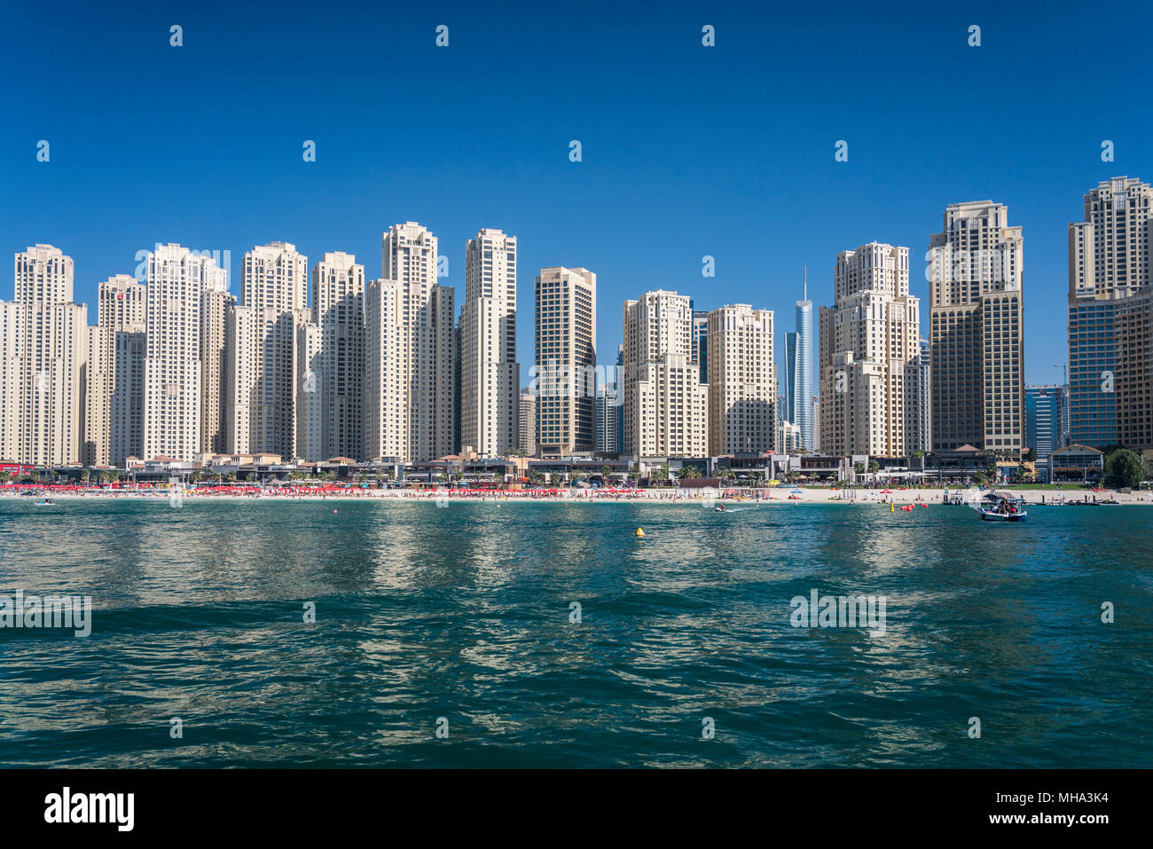 Une vue sur la marina à partir de la guerre du Golfe à Dubaï (Émirats arabes unis, au Moyen-Orient. Banque D'Images