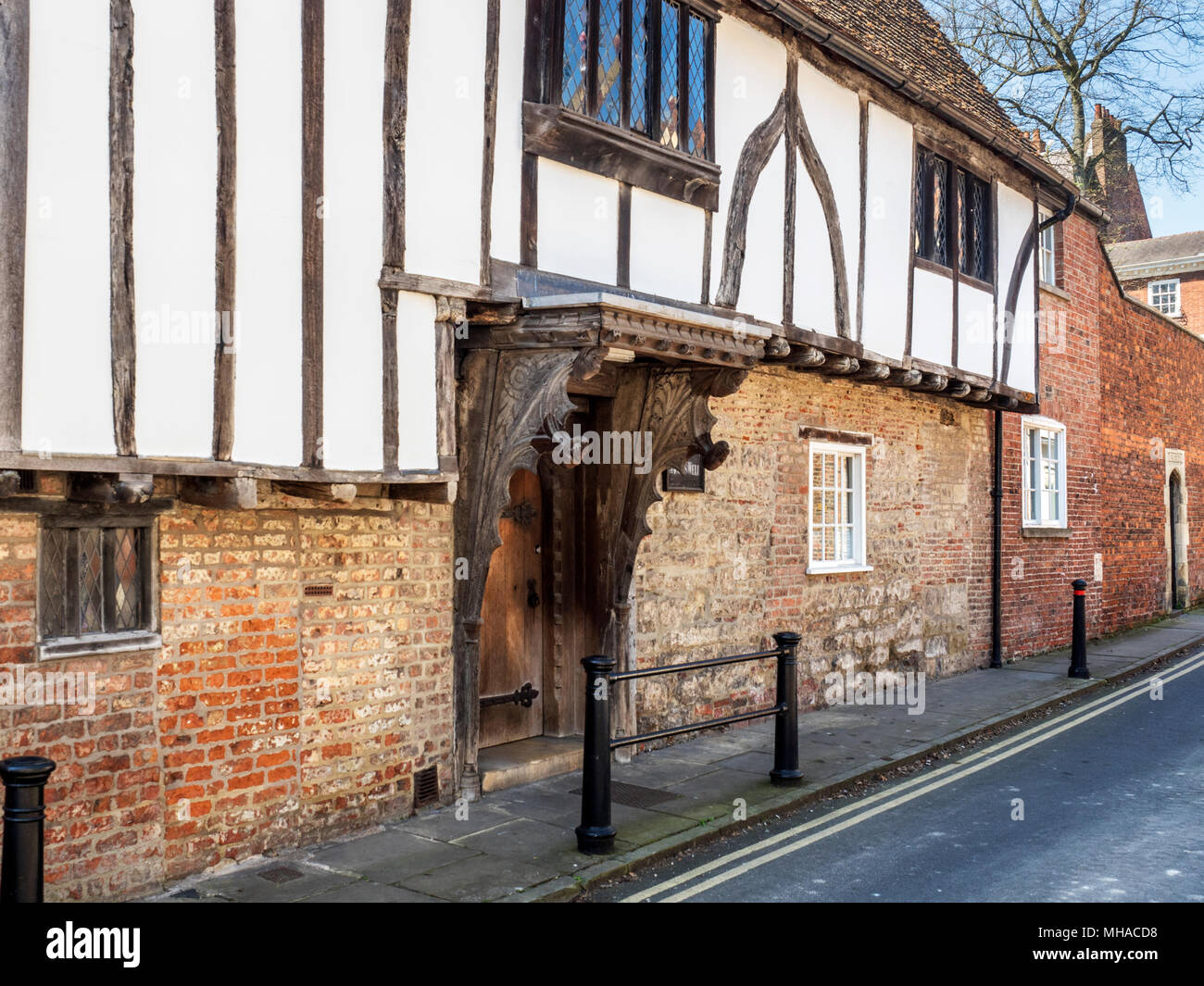 Jacobs bien sur Trinity Lane salle paroissiale de l'église du prieuré de la Sainte-trinité York Yorkshire Angleterre Banque D'Images