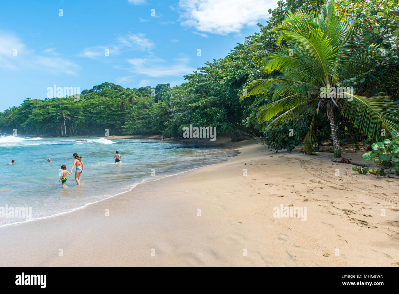 Playa Chiquita Plage Sauvage à Proximité De Puerto Viejo