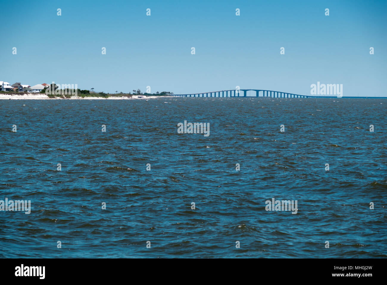 Approche de Dauphin Island de la Mobile Bay Ferry. Banque D'Images