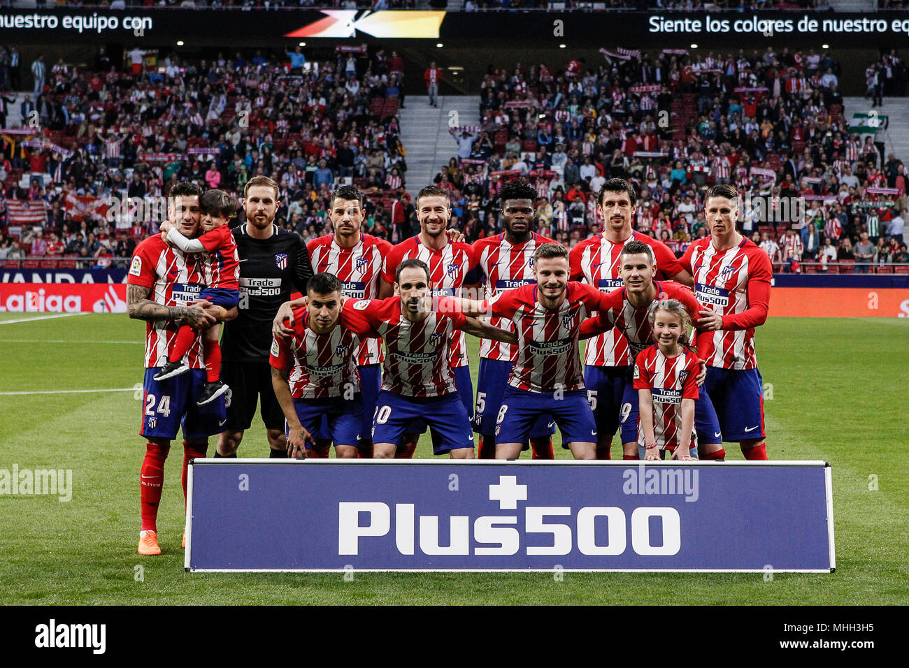 Wanda Metropolitano, Madrid, Espagne. 22 avr, 2018. La Liga football, l'Atletico Madrid contre Real Betis ; Groupe de l'équipe Credit Line-up : Action Plus Sport/Alamy Live News Banque D'Images