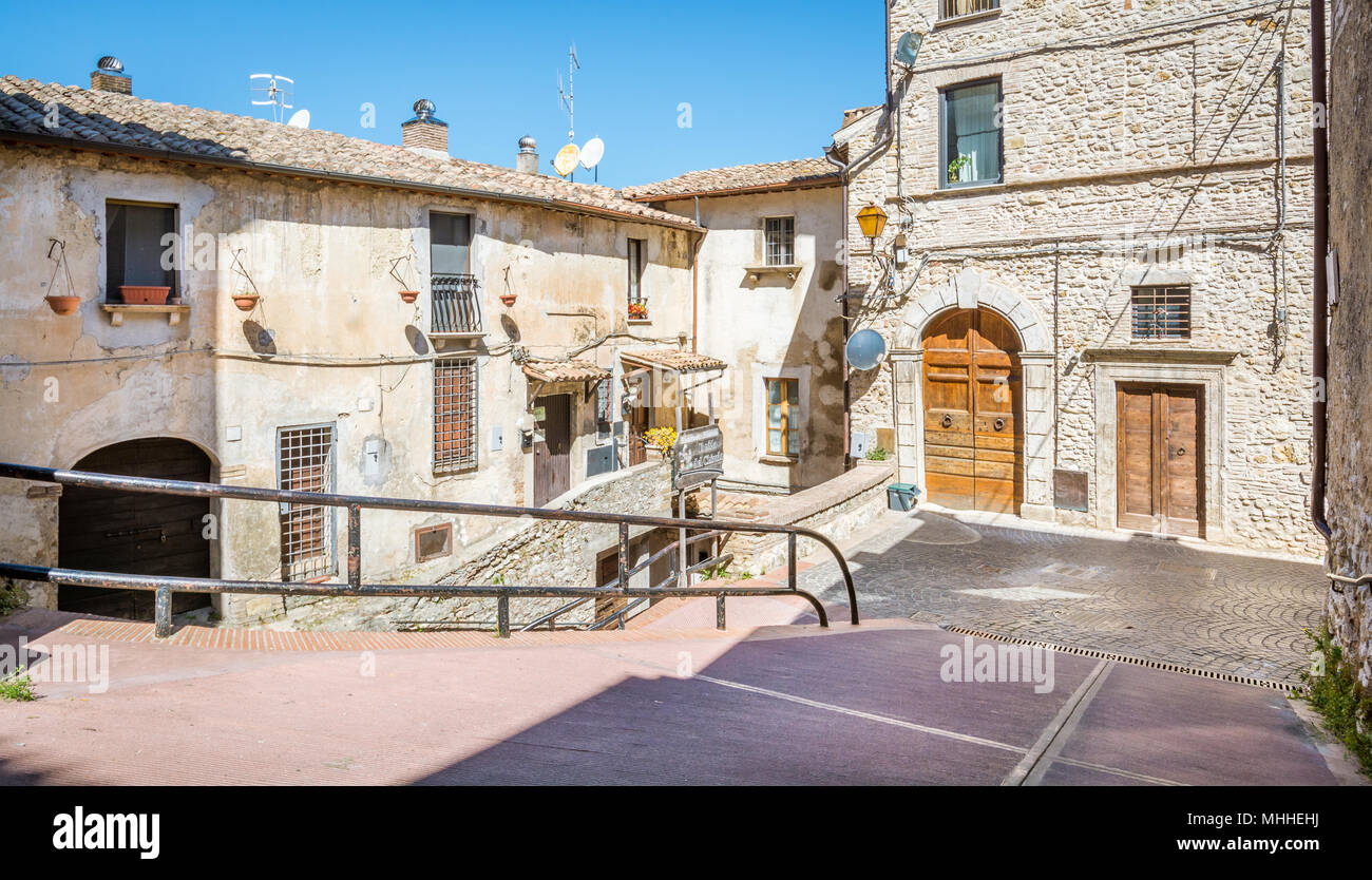 Toffia, village dans la province de Rieti, Latium, Italie. Banque D'Images