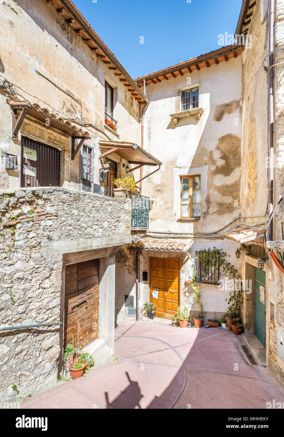 Toffia, village dans la province de Rieti, Latium, Italie. Banque D'Images