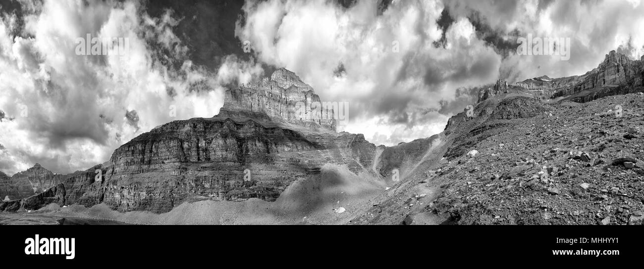 Vue sur le parc Jasper Banff Yoho en noir et blanc Banque D'Images