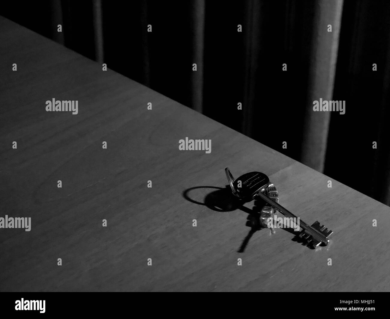 Sur une table. Le minimalisme du concept dans la photographie. Banque D'Images