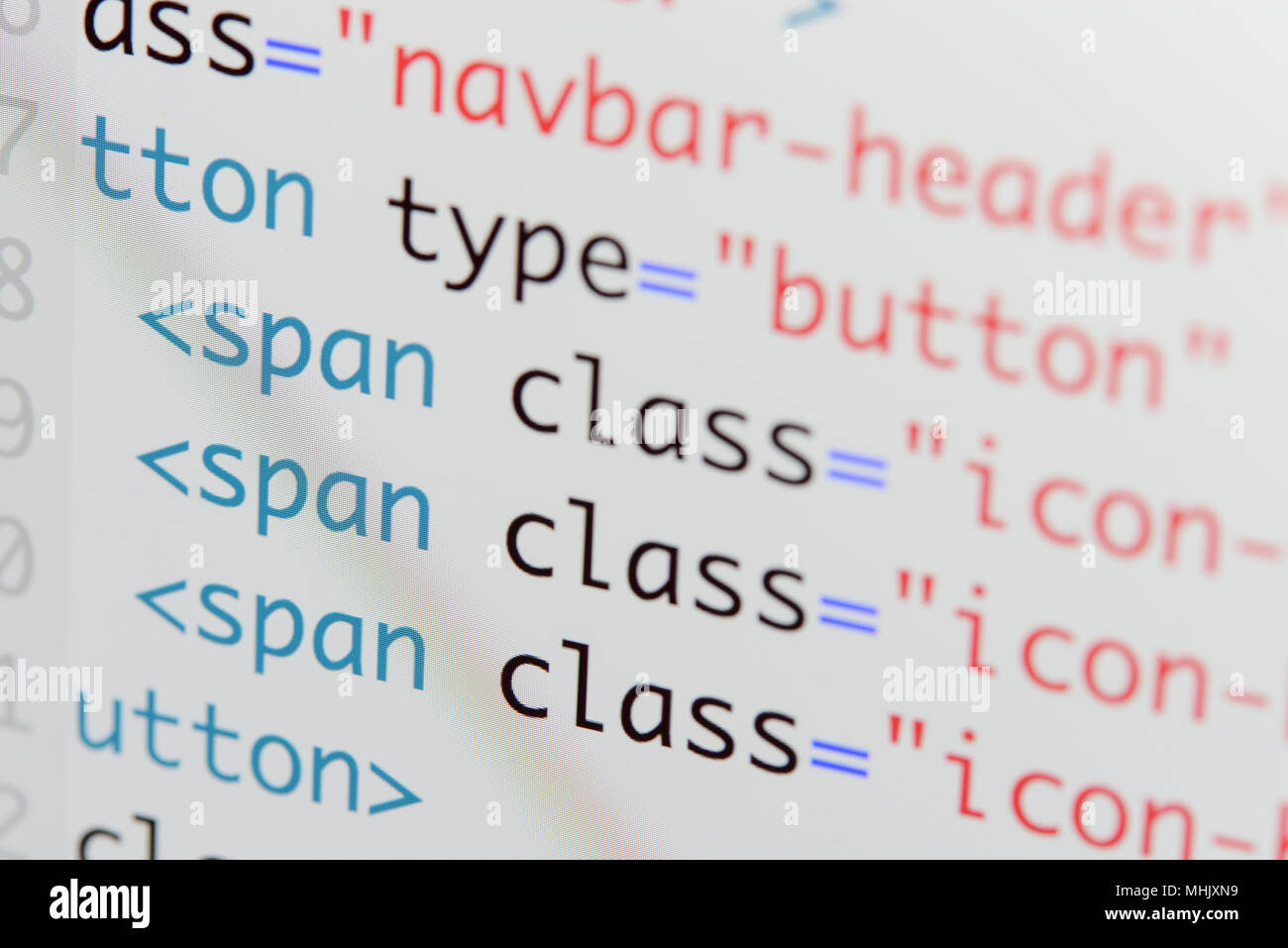Du vrai code Html l'élaboration d'écran. Flux de travail programmation algorithme abstrait concept. Lignes de code HTML visible. Banque D'Images