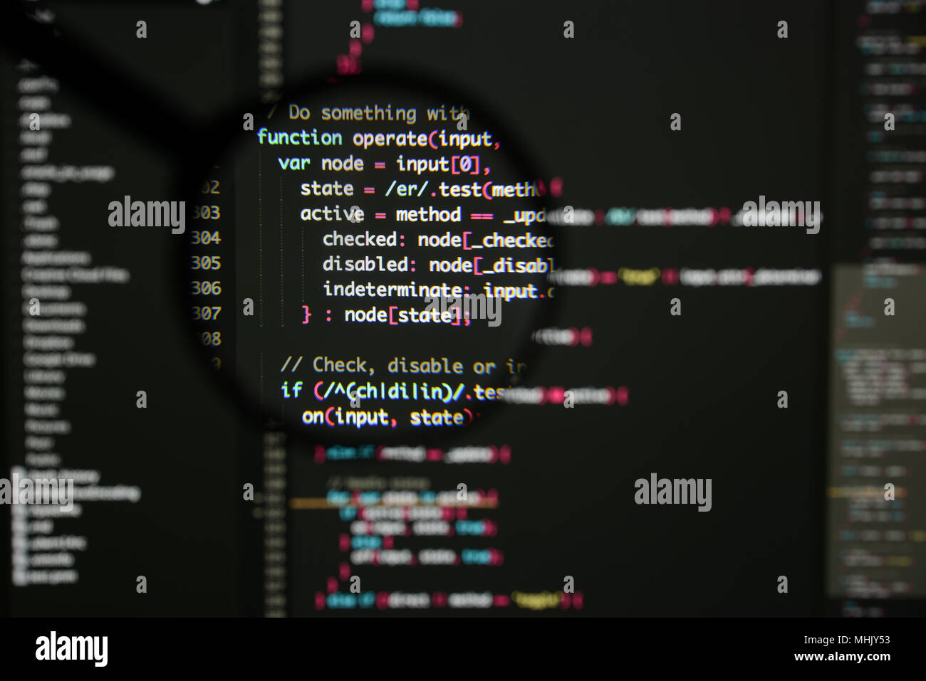 Du vrai code Java Script l'élaboration d'écran. Flux de travail programmation algorithme abstrait concept. Gros plan du code HTML et Java Script. Banque D'Images