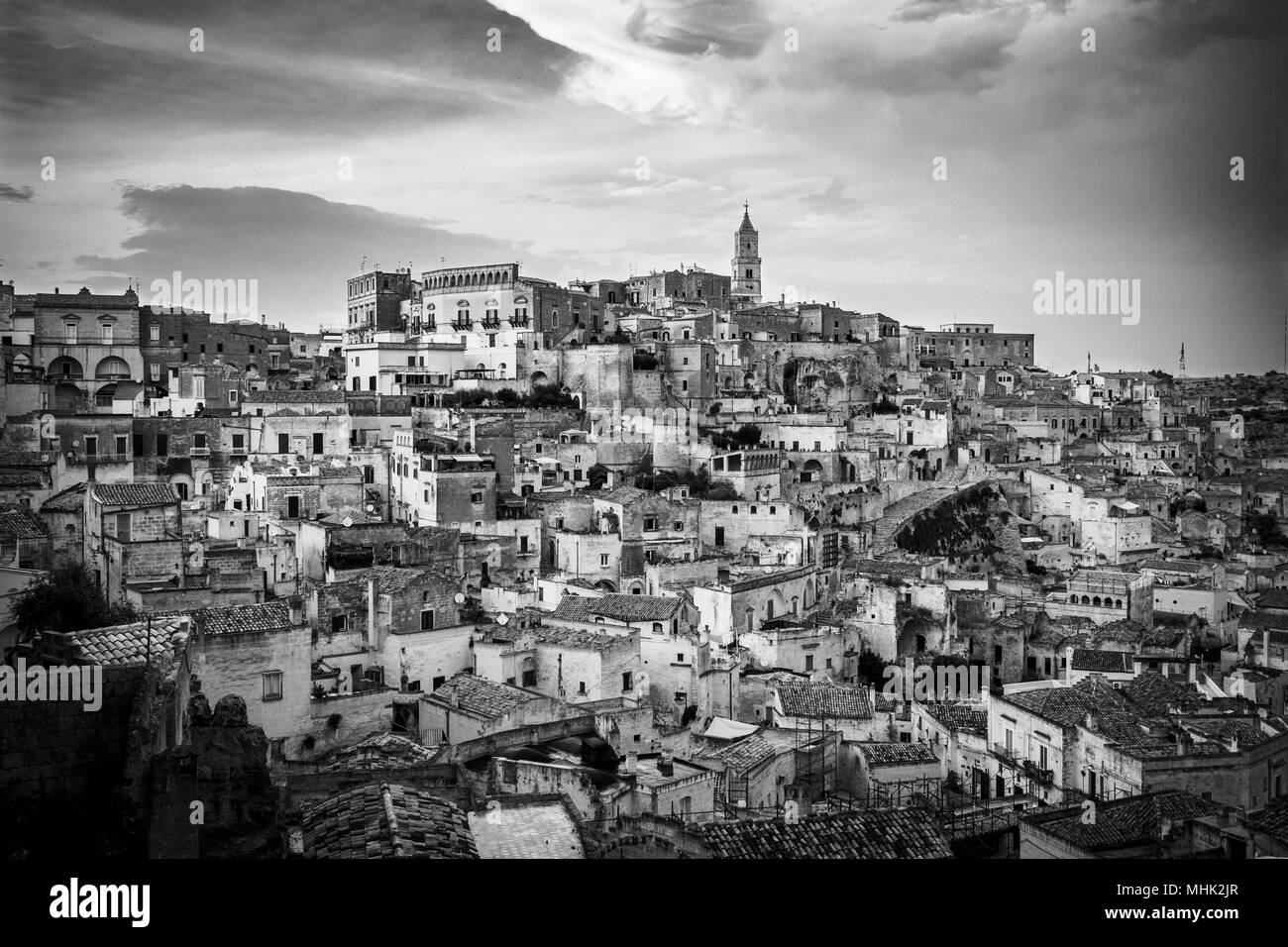 Matera (Italie), septembre 2017. Vue panoramique de la Sasso le Dodici Lune du Belvédère. Le format paysage. Banque D'Images