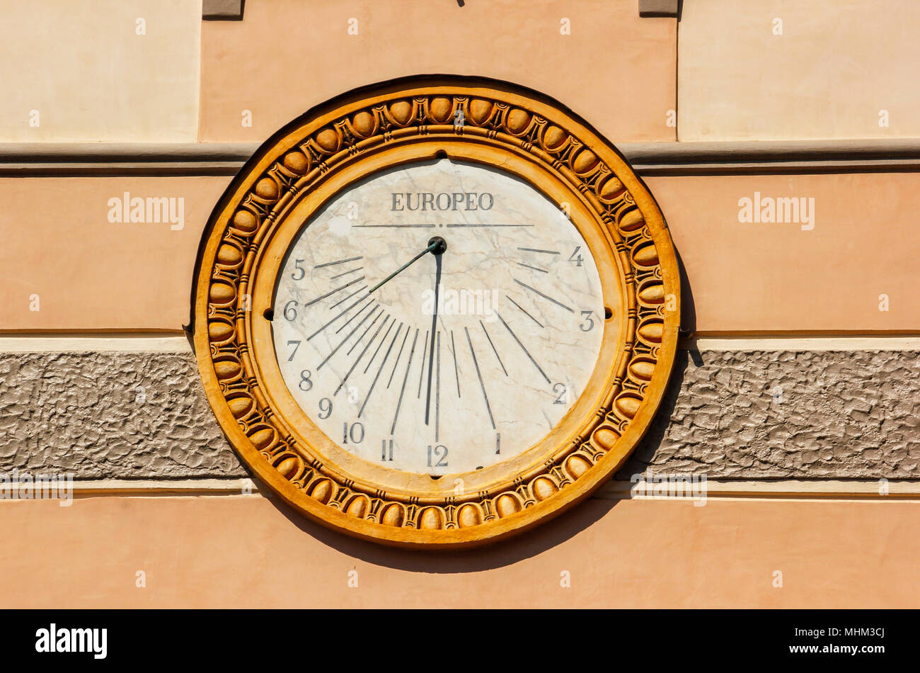 Cadran solaire sur la Piazza del Duomo, Milan, Italie Banque D'Images