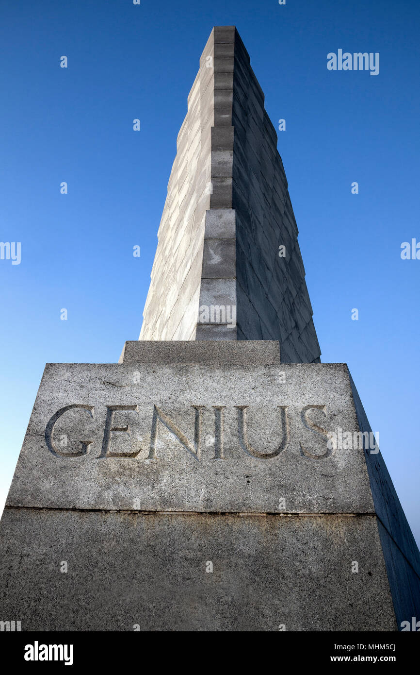 NC01738-00...CAROLINE DU NORD - Monument des frères Wright sur Kill Devil Hill à Wright Brothers National Memorial. Banque D'Images