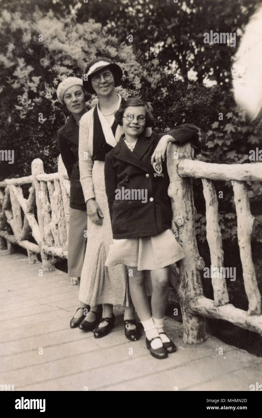 1930s mère et filles Banque D'Images
