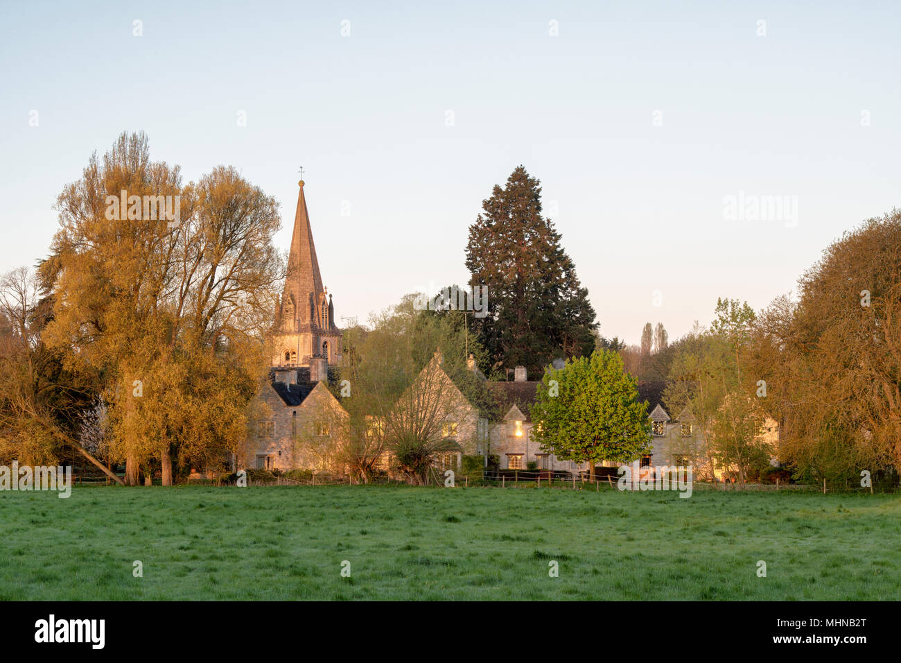 Shipton under wychwood village Banque de photographies et d’images à
