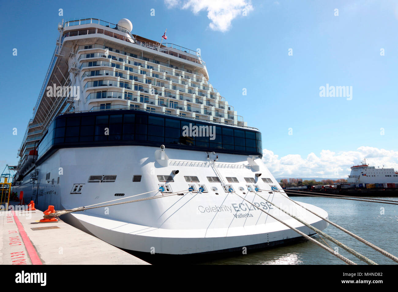 Celebrity Eclipse amarré dans le port de Dublin, Irlande Banque D'Images