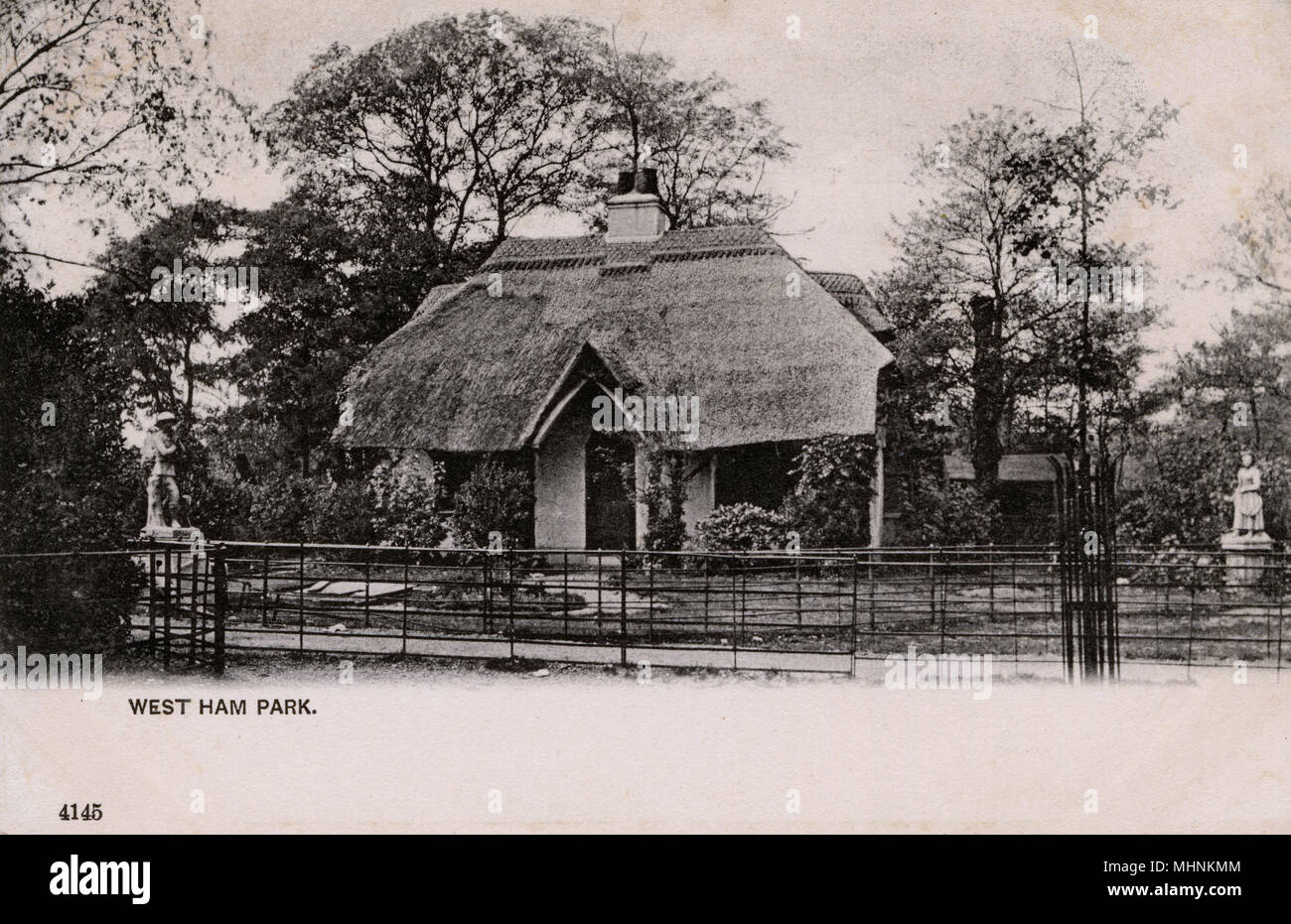The Old Cottage - West Ham Park, Upton Lane, Londres Banque D'Images