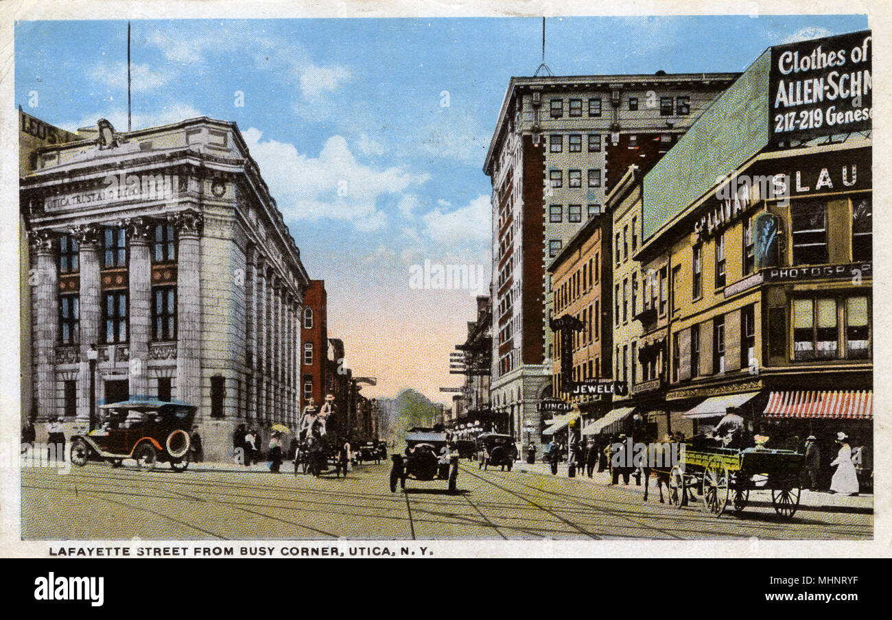 Lafayette Street depuis Busy Corner, Utica, État de New York, États-Unis Banque D'Images