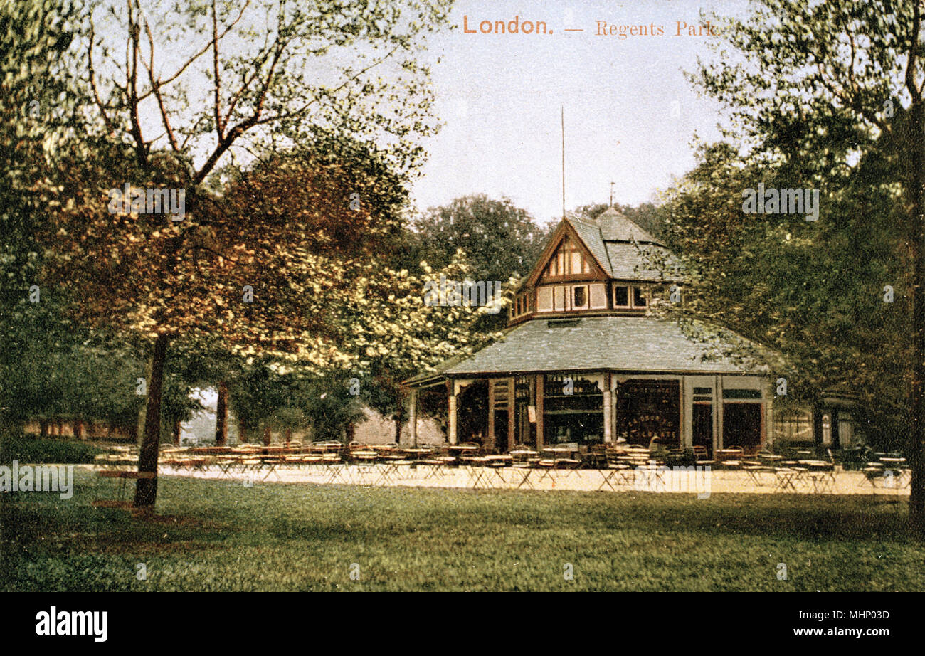 Café rond à Regents Park, Londres Banque D'Images