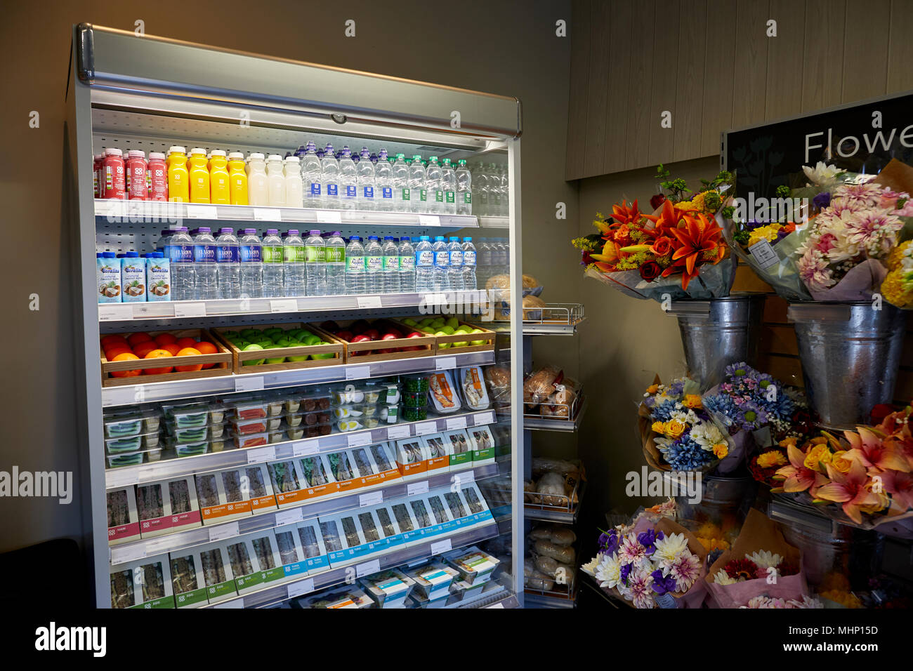 L'intérieur du magasin Coop faux Coronation Street l'ITV Granada savon dans la région fictive de Weatherfield Banque D'Images