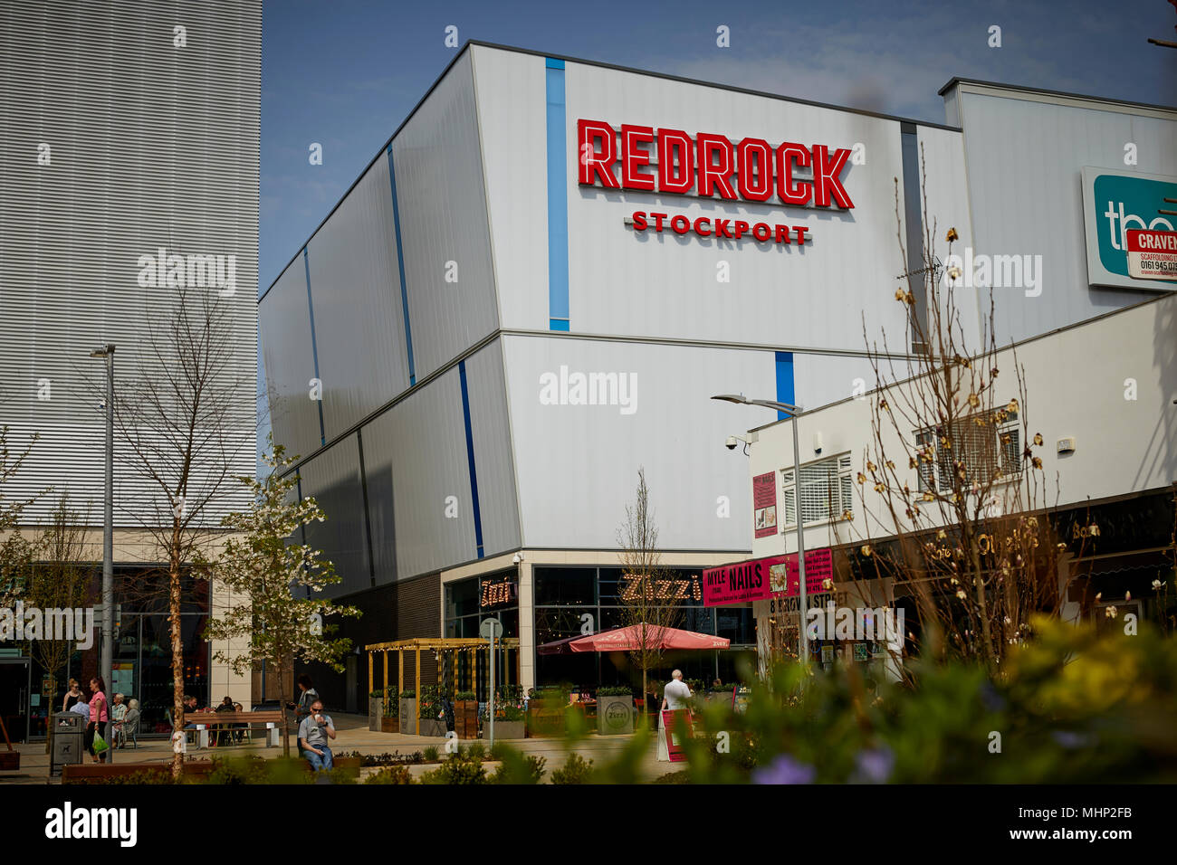 Le centre-ville de Stockport, Merseyway développement Redrock de Princes Street à la recherche à la place des suffragettes de noms de façon controversée Banque D'Images