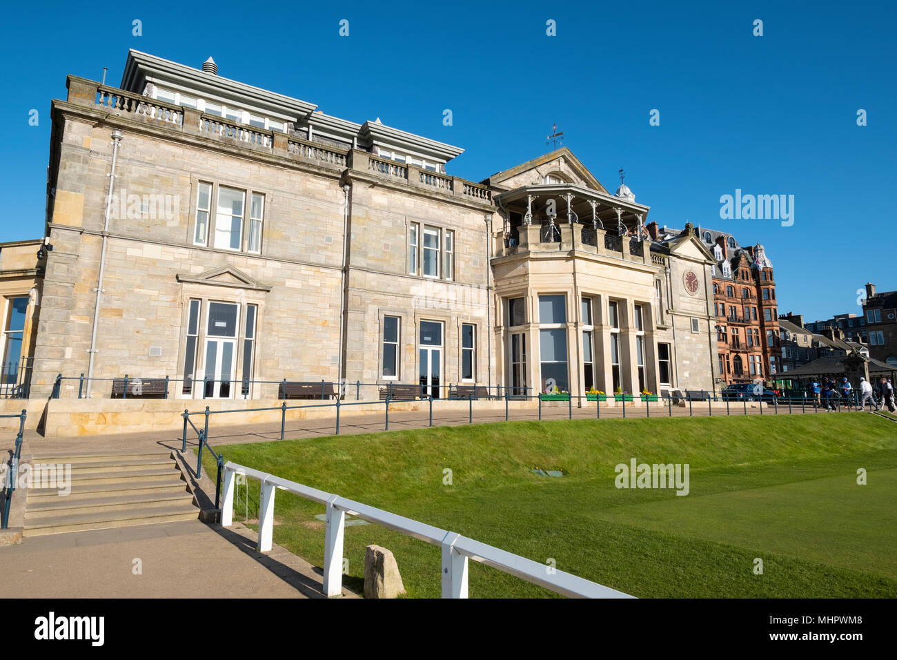 Vue extérieure du club house du Club de Golf Royal and Ancient (R&A) Old Course à St Andrews, Fife, Scotland, UK. Banque D'Images