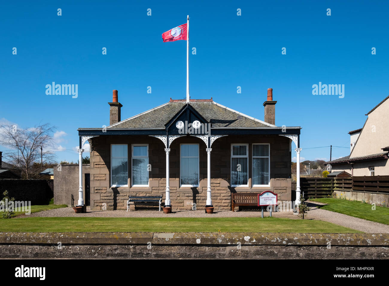 Vue d'un pavillon de Carnoustie Carnoustie Golf Club de dames , Angus, Scotland, UK Banque D'Images