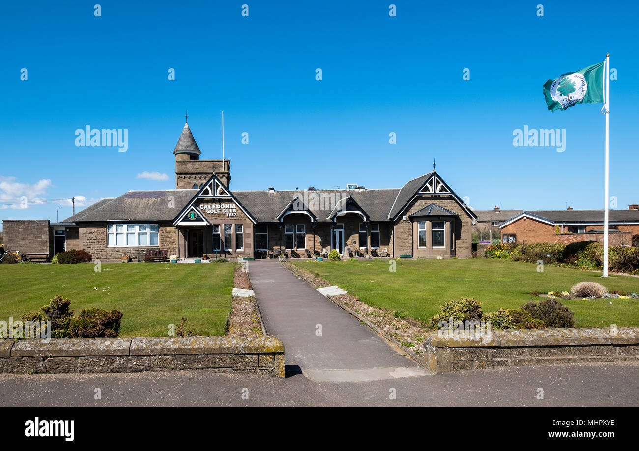 Vue d'un pavillon de Caledonia Golf Club à Carnoustie , Angus, Scotland, UK Banque D'Images