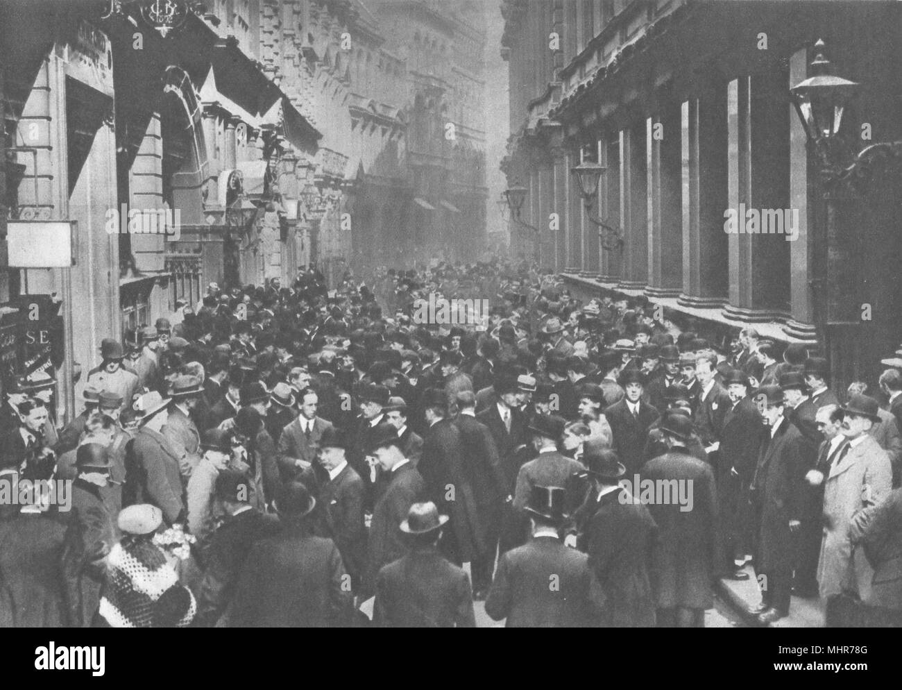 Londres. Dans Throgmorton Street hors Bourse 1926 old print Banque D'Images