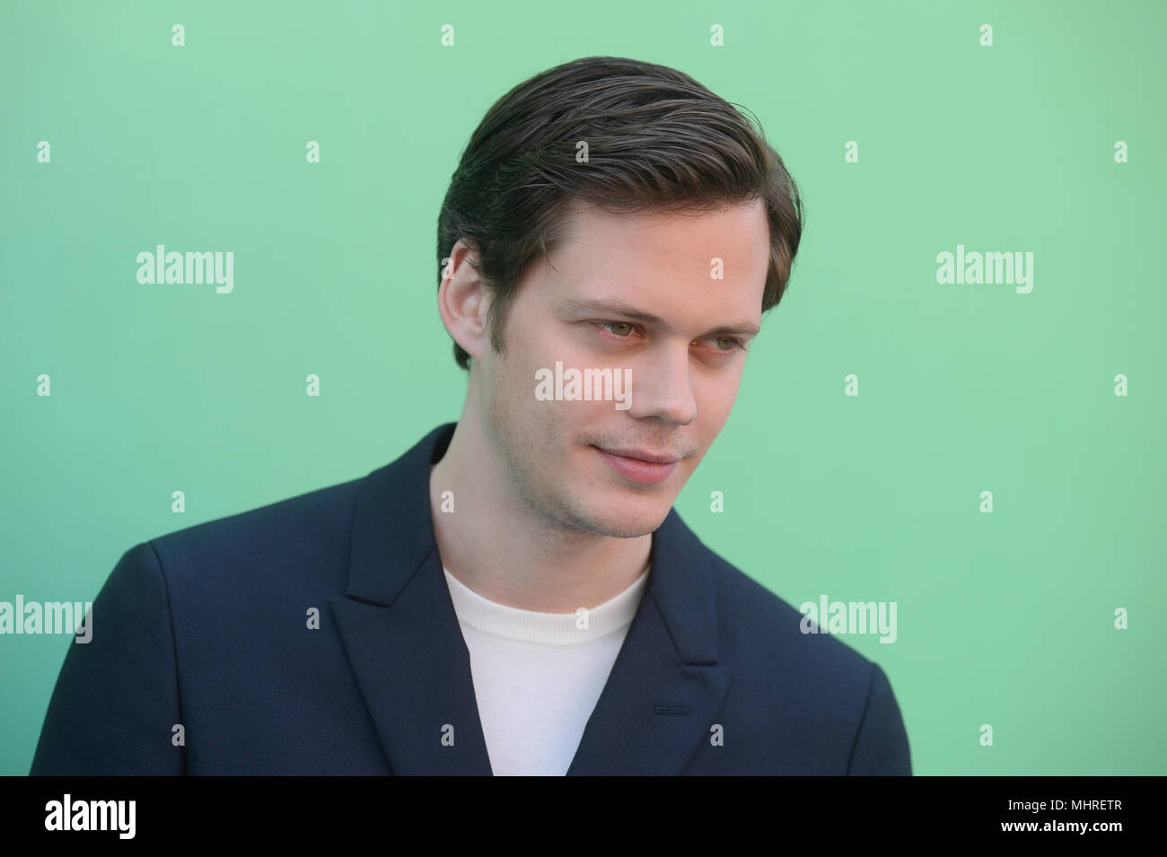 New York, USA. 2e mai 2018. Bill Skarsgard assiste à l'avance 2018 Hulu à  La Sirena Brunch le 2 mai 2018 à New York. Crédit : Erik Pendzich/Alamy  Live News Photo Stock - Alamy