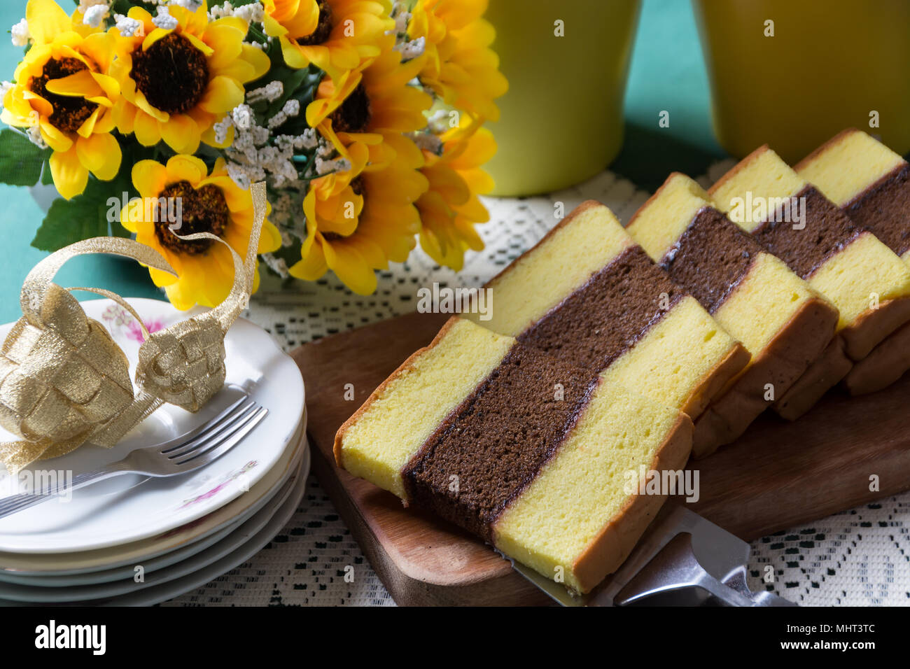 Lapis Surabaya Surabaya Kue ou gâteau gâteau traditionnel est d'Indonésie Banque D'Images