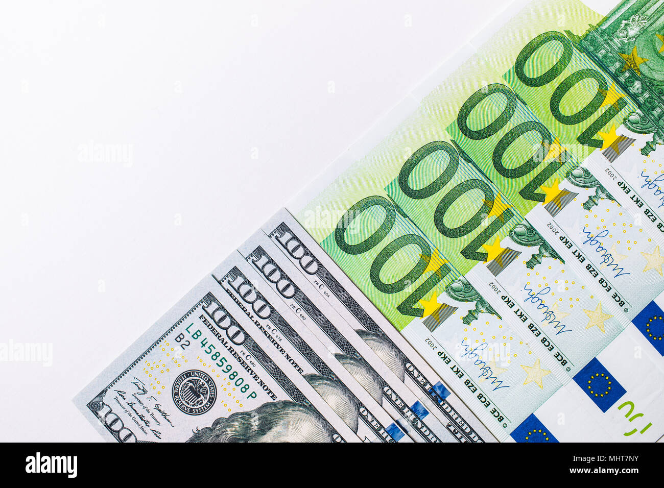 100 dollars et 100 billets en euros Banque de photographies et d’images ...