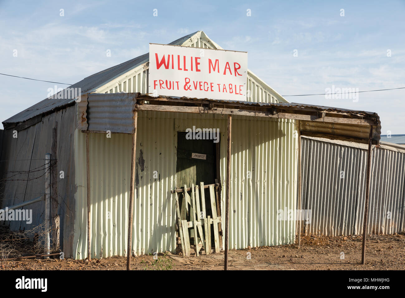 Willie Mar abandonné les fruits et légumes à Winton dans outback Queensland central. Banque D'Images