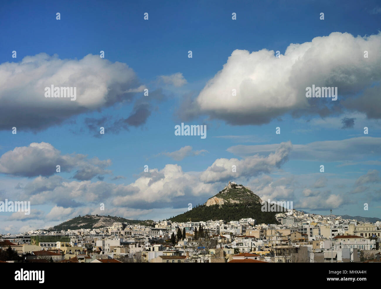 La Grèce. Athènes. Vue de la ville et le mont Lycabette. Banque D'Images