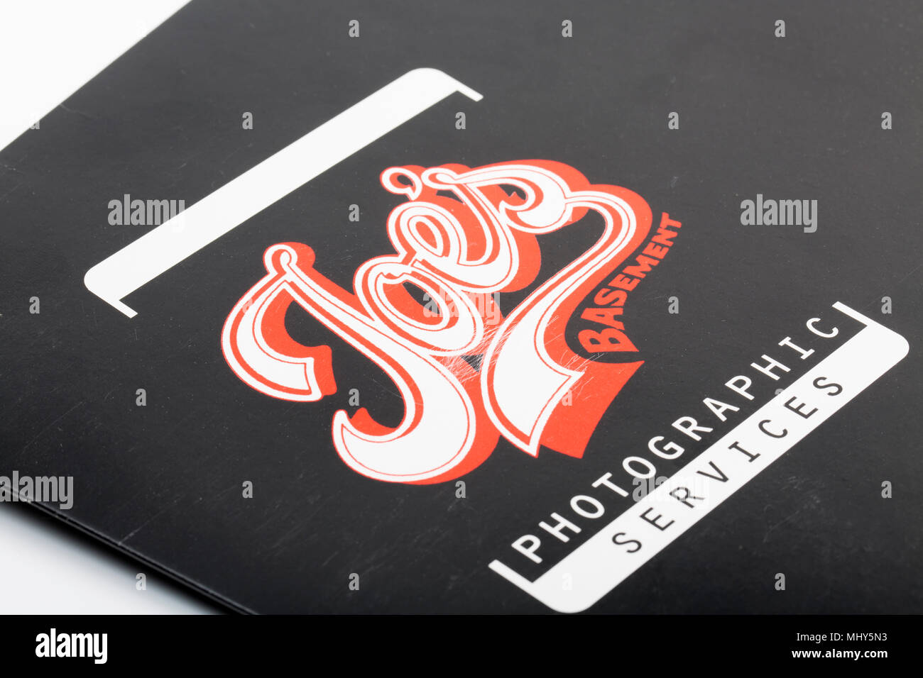 Une vieille enveloppe négatif de la maintenant défunte Joe's sous-sol entreprise de services photographiques sur Wardour Street London Soho qui a fermé en 2003. Joe's B Banque D'Images