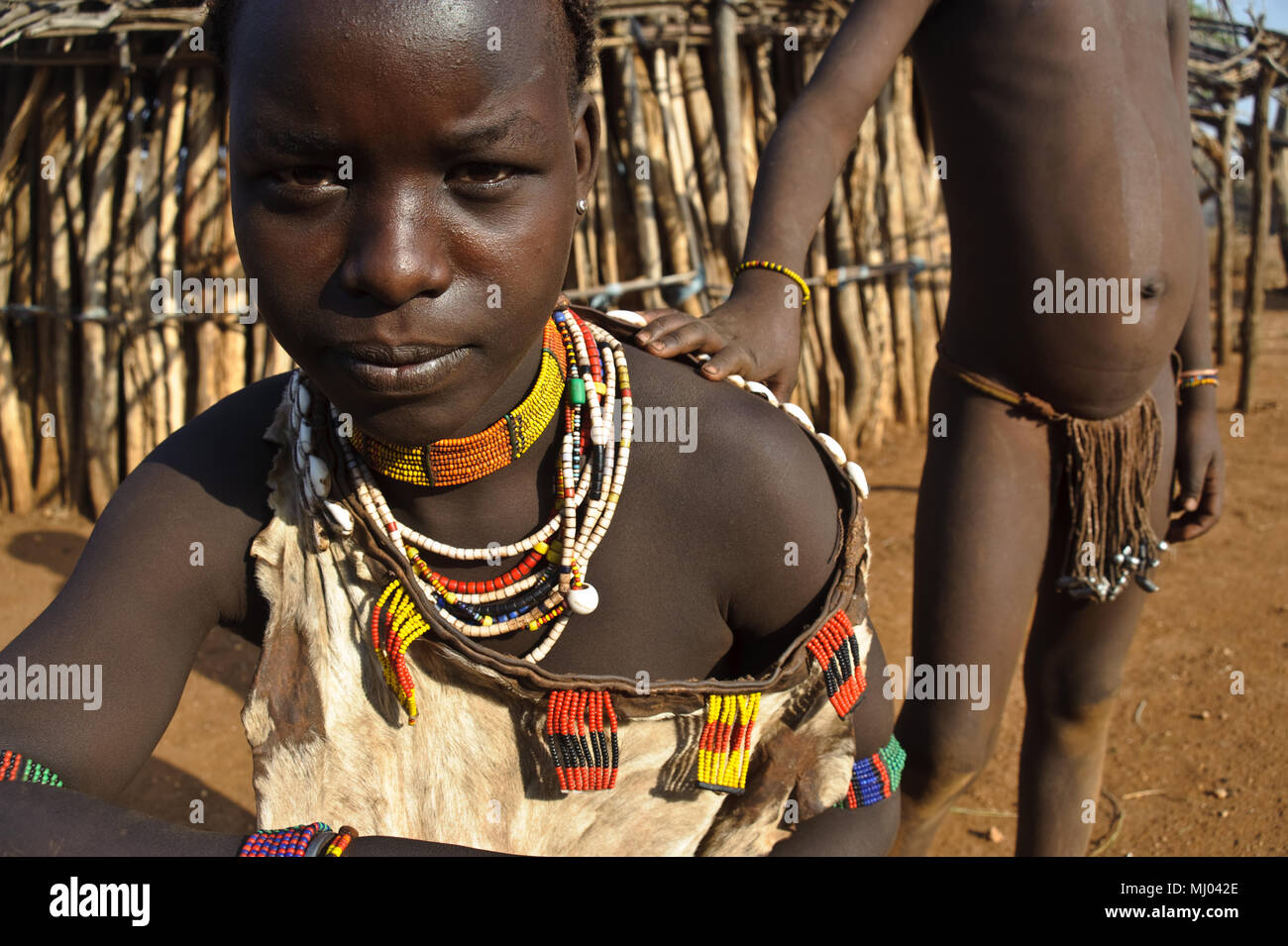 Adolescente de la tribu Hamer (Éthiopie) Banque D'Images