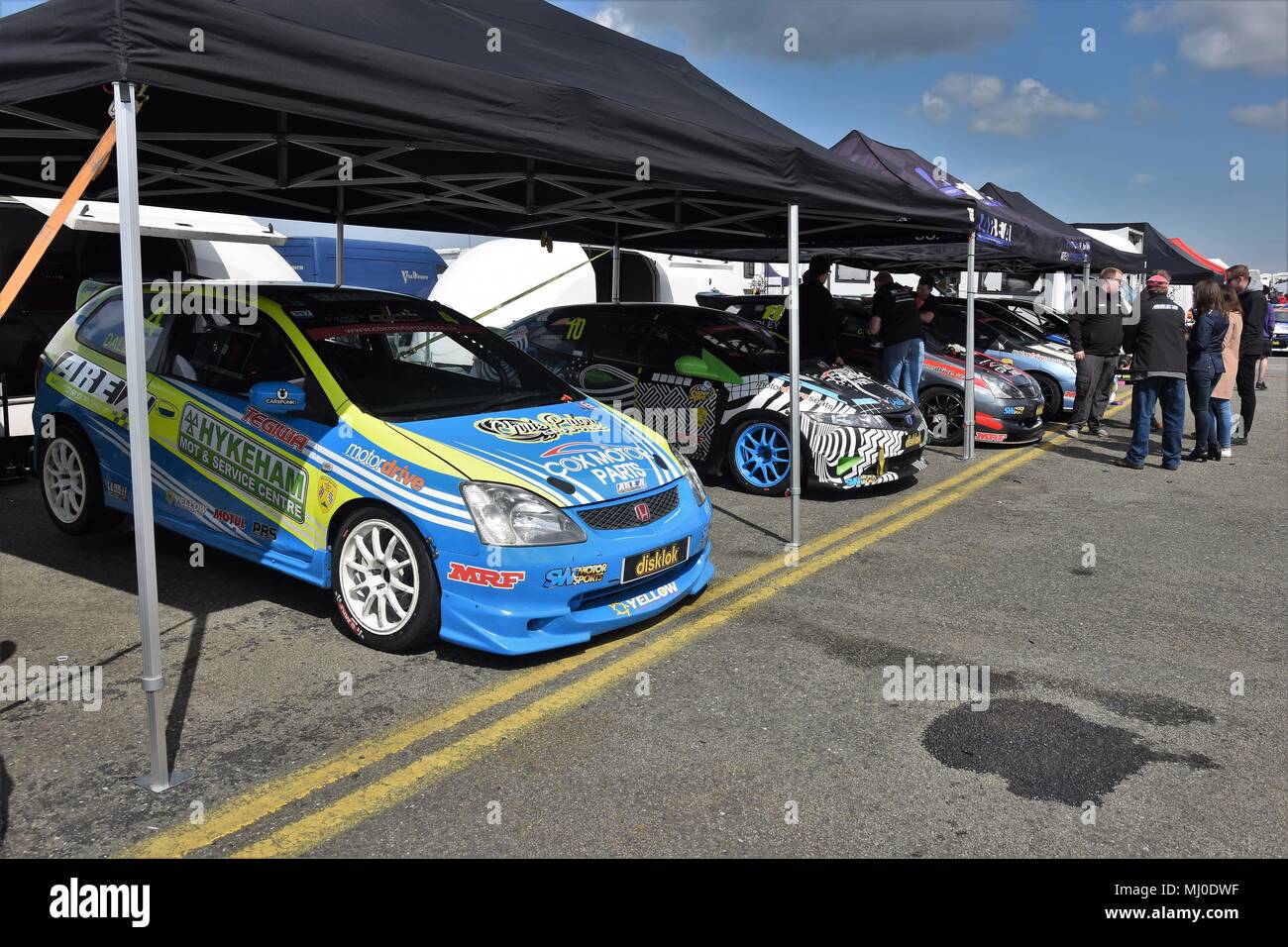 28 avril 2018, Circuit d'Anglesey / Trac Môn,UK.Partie Moteur Cox BOSCH Coupe civique. Paddock Banque D'Images