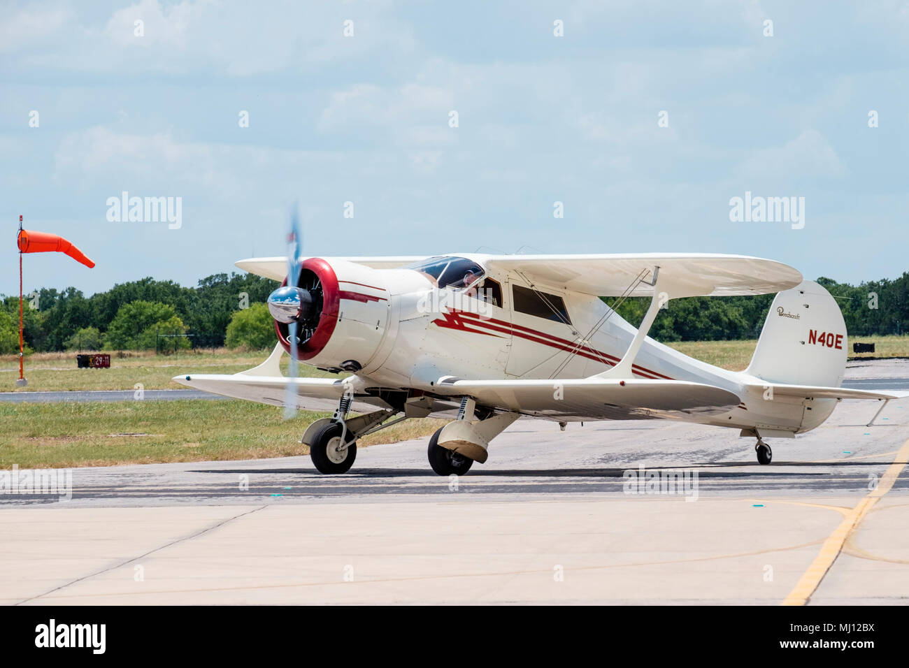 Beechcraft D17s'appeler Staggerwing pour sa configuration d'aile de décalage. Conçu au début des années 1930. Banque D'Images