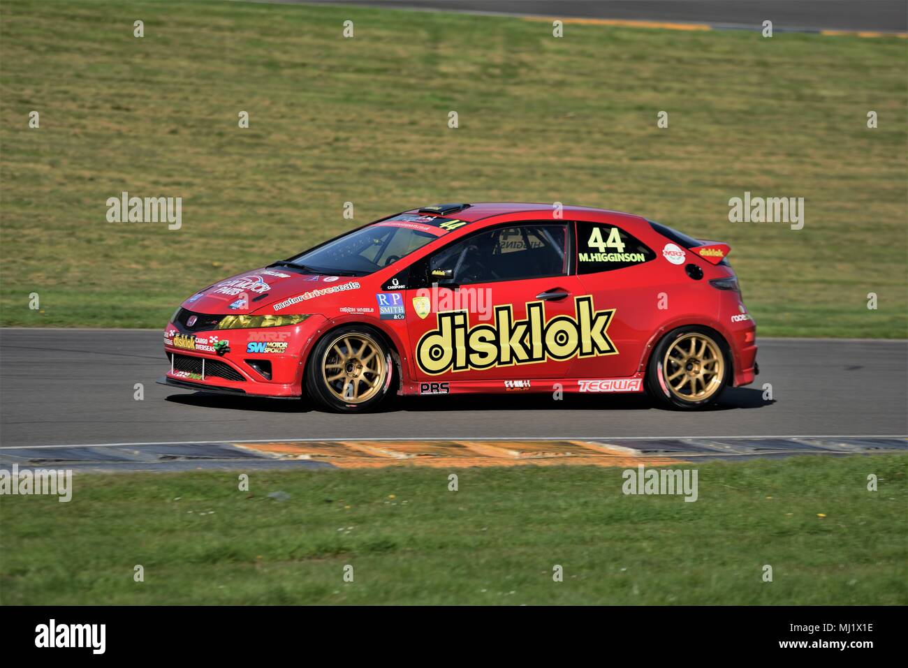 29 avril 2018, Circuit d'Anglesey / Trac Môn,UK.Partie Moteur Cox BOSCH Coupe civique. Course 1 Banque D'Images