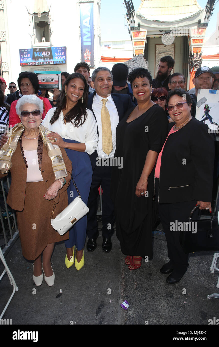 Mariel saldana nazario and cisley saldana nazario Banque de ...