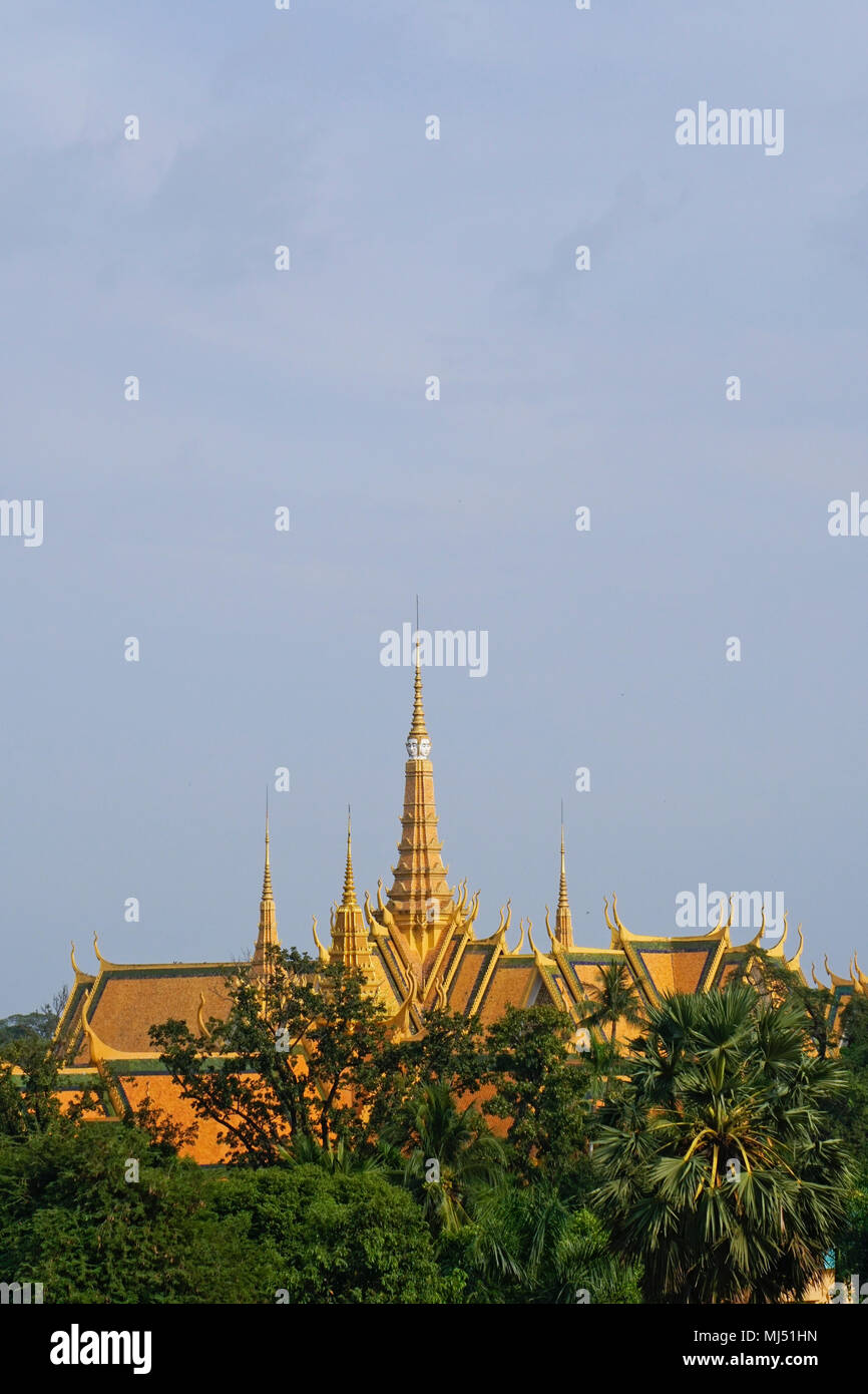 Dans la salle du trône du Palais Royal, Phnom Penh, Cambodge. Banque D'Images
