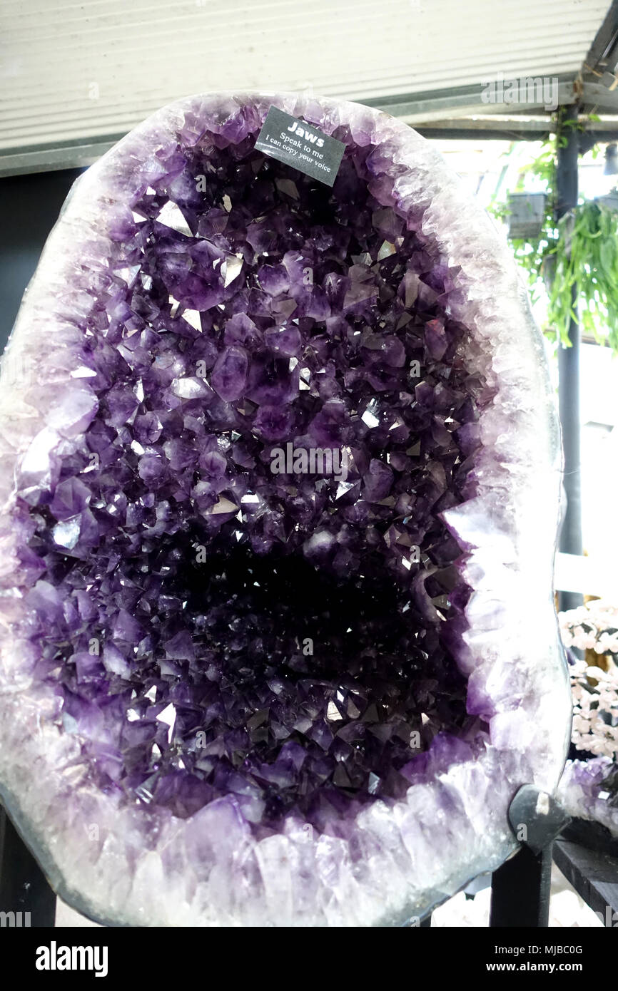 Amethyst Crystal Caves sur l'affichage Banque D'Images