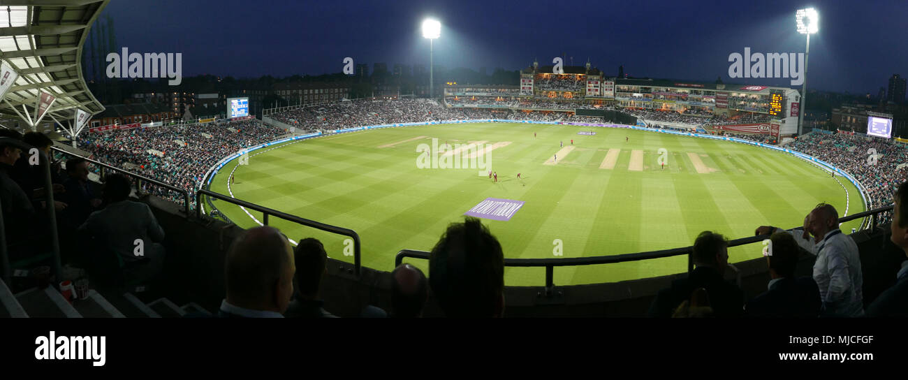 Angleterre jouer limited overs match v Antilles ,jour nuit au match de cricket au Oval en 2017 Banque D'Images