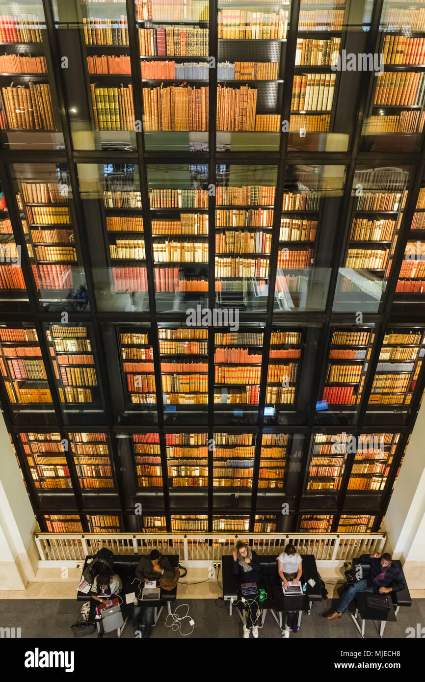 L'Angleterre, Londres, Euston Road, la British Library Banque D'Images