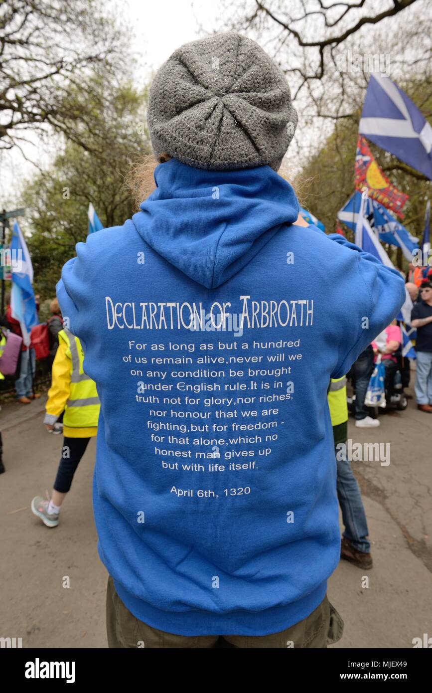 Mai 5th, 2018. Glasgow, Ecosse, Royaume-Uni. Les partisans de tous les partis politiques avec un désir d'indépendance se sont réunis comme le "tout sous une même bannière' mouvement dans une manifestation dans les rues de Glasgow. C'est le plus grand de son genre mars jusqu'ici dans une poussée pour un deuxième référendum d'autodétermination. Banque D'Images