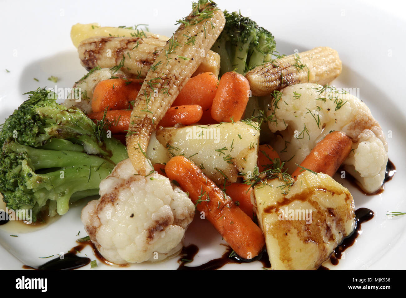 Assiette de légumes cuits Banque D'Images