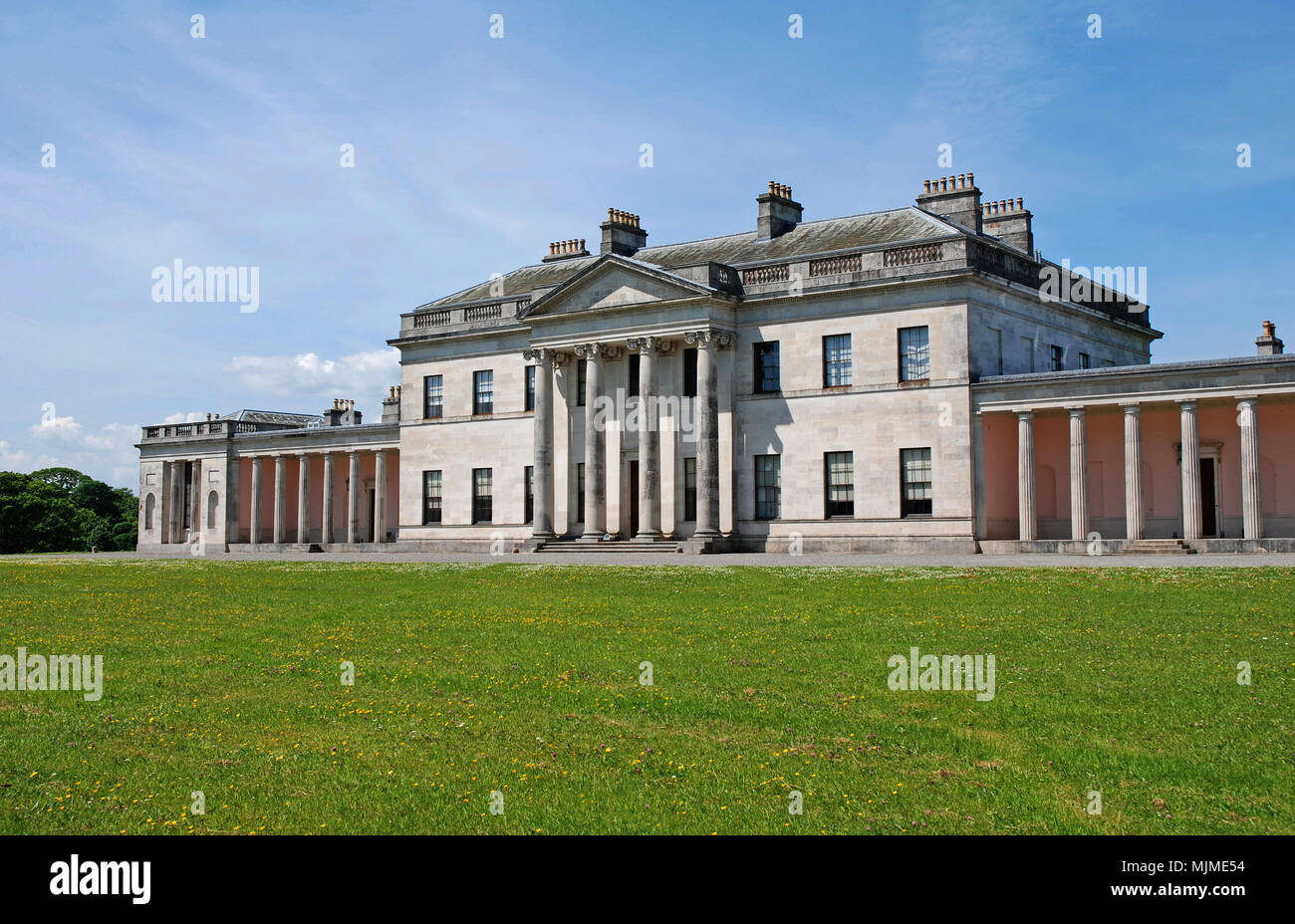 Château hôtel particulier de Coole, xviiie siècle, façade gothique, Enniskillen, dans le comté de Fermanagh, Irlande du Nord Banque D'Images