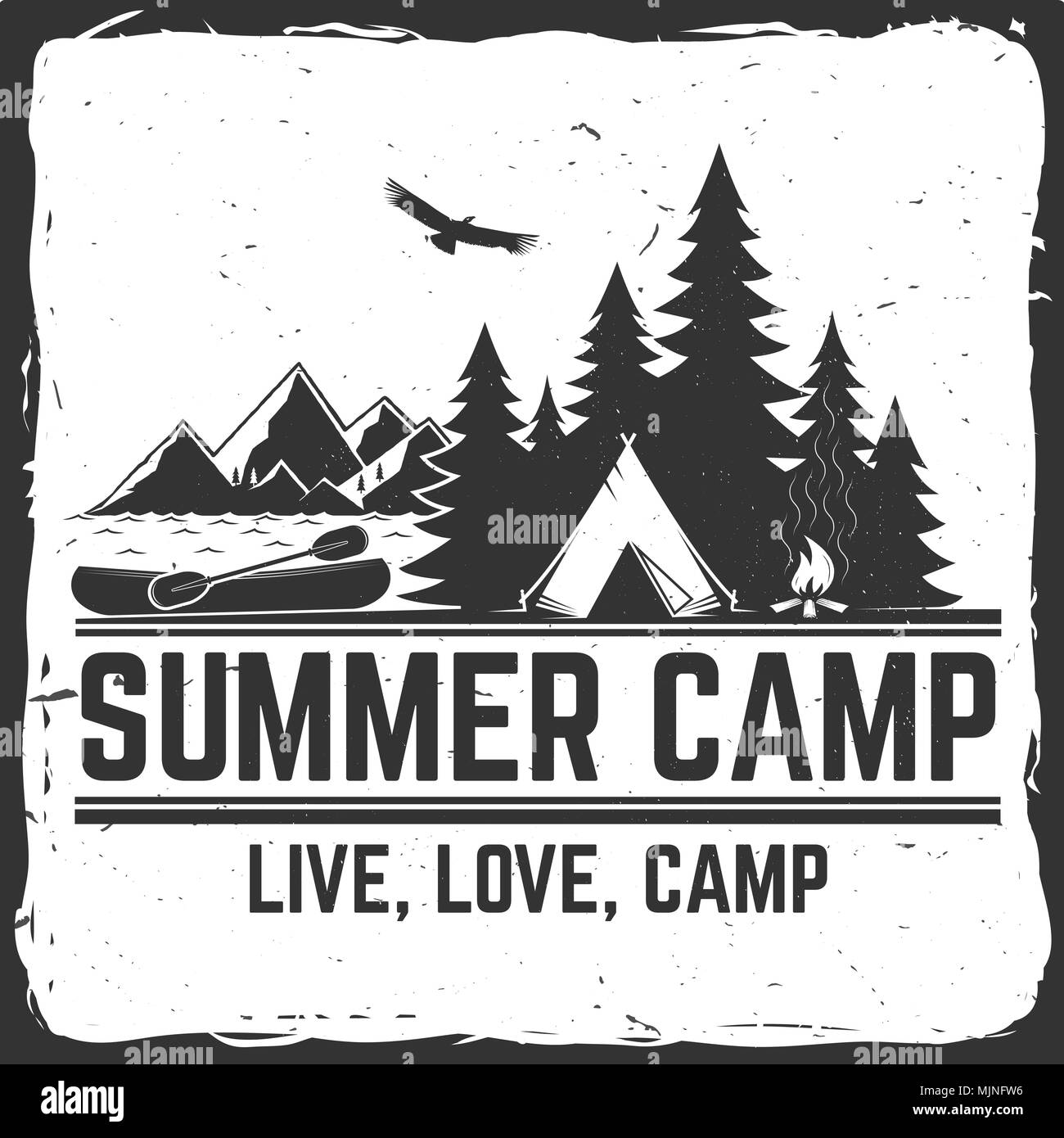 Camp d'été. Vector illustration. Concept pour shirt print, stamp ou tee. Typographie vintage design avec canoë, pagaie, tente de camping et forêt silhoue Illustration de Vecteur