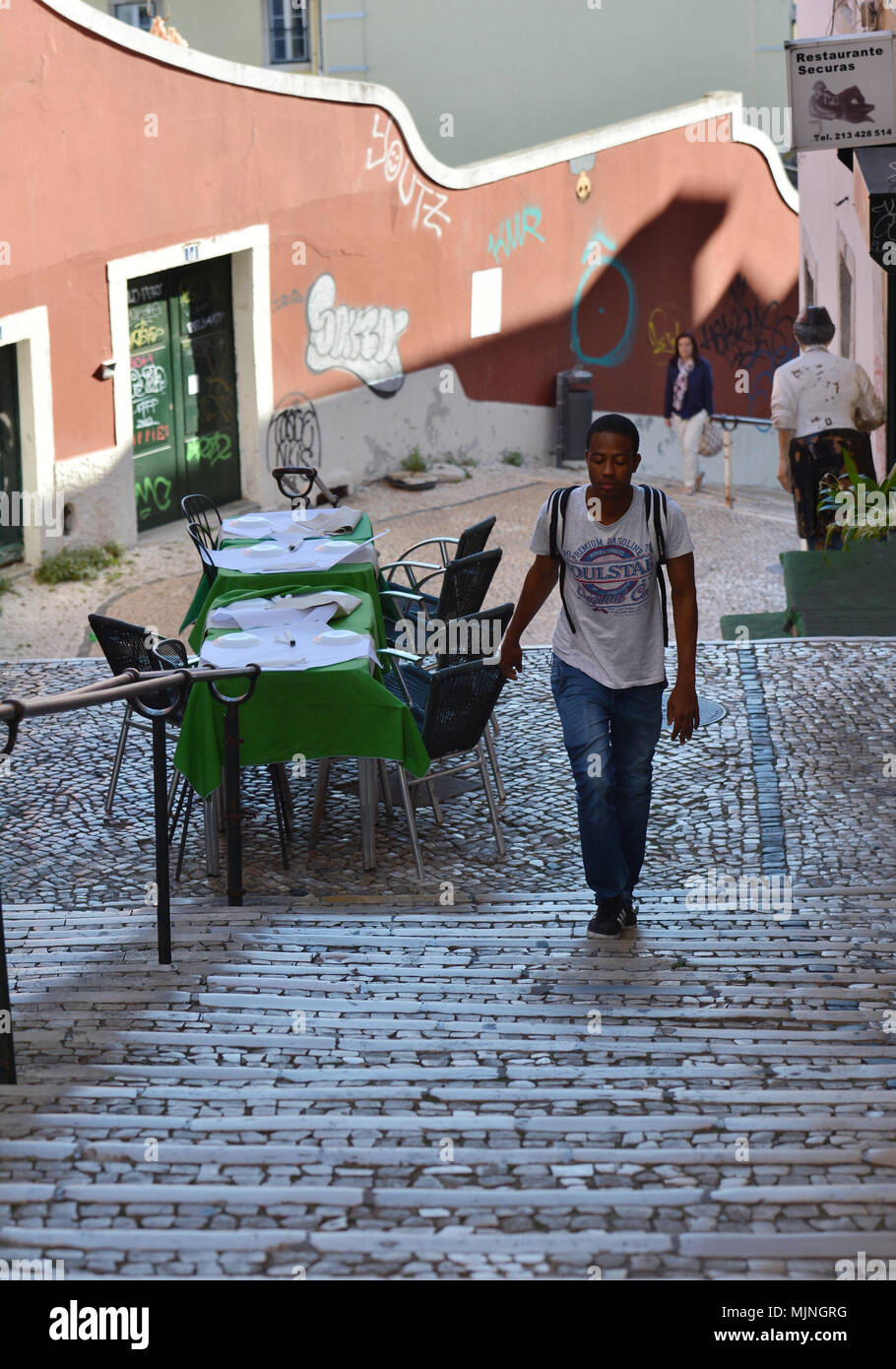 Lisbonne, PORTUGAL - Octobre, 2017. Street view dans la vieille ville de Lisbonne, l'attraction des touristes haut au Portugal Banque D'Images