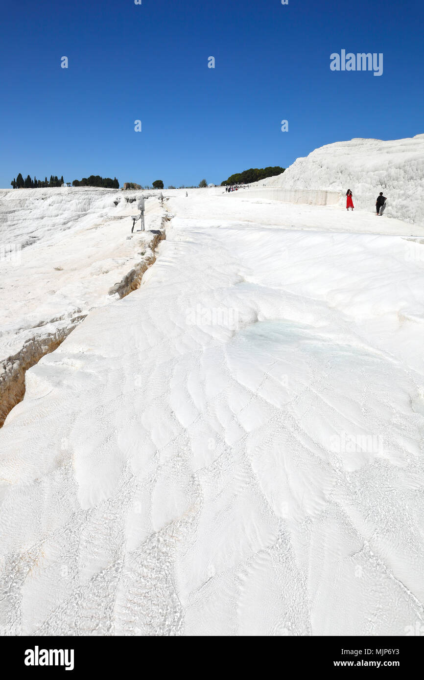 Pamukkale - dépôts de calcium à partir de sources thermales naturelles, Turquie Banque D'Images