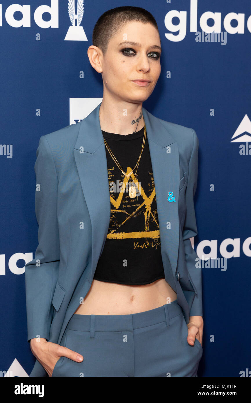 New York, NY - 5 mai 2018 : Asie Kate Dillon assiste à la 29e assemblée annuelle GLAAD Media Awards au Hilton Midtown Crédit : lev radin/Alamy Live News Banque D'Images